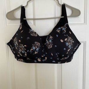 Torrid curve bra size 42 D